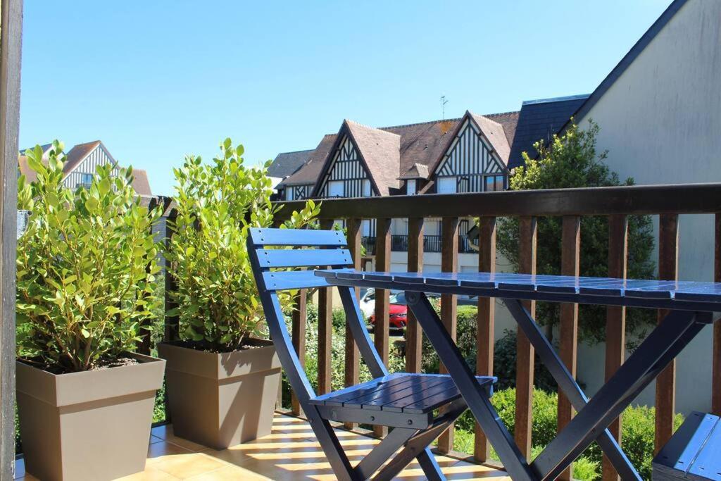 Cabourg, Appartement T2 Acces Direct Mer Εξωτερικό φωτογραφία